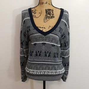 Tildon V-Neck Navy Blue/ White Sweater M